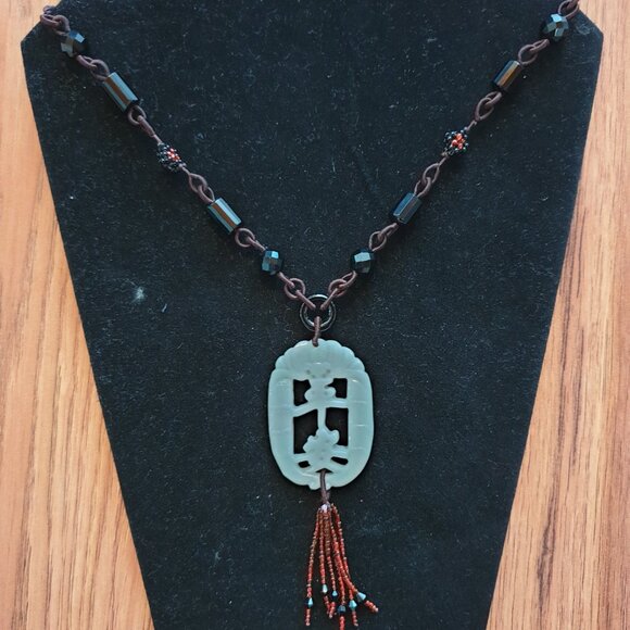 Vintage Hand-Carved Natural White Jade Ping An Pendant Necklace with Black Beads - Picture 13 of 13